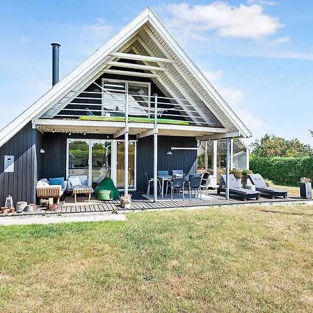 Vorbkvej 19, 8300 Holiday home